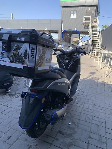каска для мотоцикл: Yamaha NMAX — городской макси‑скутер с доработками для комфортных — 5