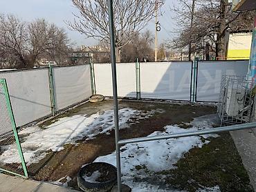 гараж продажа: Продажа магазинов В жилом доме, 150 м², Свежий ремонт, Отдельный вход, 1 этаж — 10