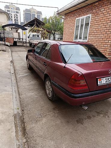 Транспорт: Mercedes-Benz C-Class: 1994 г., 1.8 л, Механика, Бензин, Седан — 6