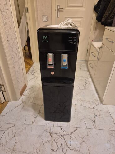 Elektrikli qızdırıcılar və radiatorlar: Feya FY su dispenseri (floor-standing) - Rəng: Qara, ön paneldə LED