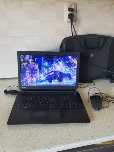 Apple MacBook: Toshiba, 15 ", Intel Core M, 512 ГБ