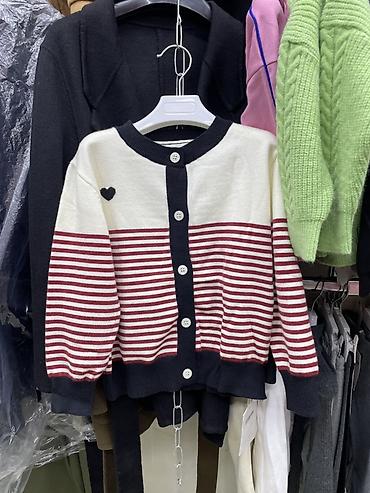 Другие детские вещи: Детская одежда номер для связи 1) Зеленый свитер с высоким — 61