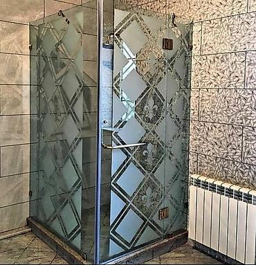 Duş kabinaları, arakəsmələr: Arakəsmə, Künc üçün — 25