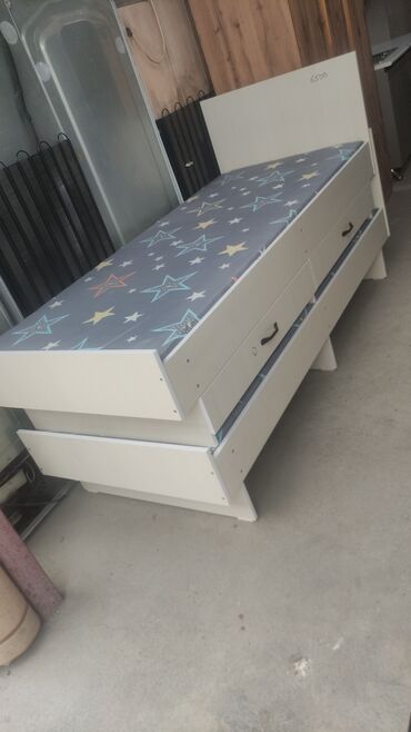 Односпальные кровати: Односпальная кровать, Новый, С матрасом, длина - 190 см — 4