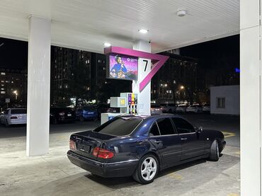 Mercedes-Benz: Mercedes-Benz E-Class: 1998 г., 3.2 л, Автомат, Бензин, Седан — 3