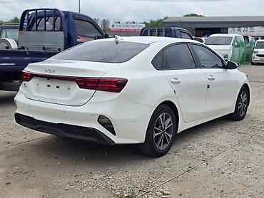 провот: Kia Cerato: 2021 г., Автомат, Бензин, Седан — 10