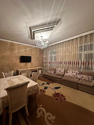 Mənzillər: Bakı, Bakıxanov qəs., 3 otaqlı, Köhnə tikili, m. Neftçilər, 70 kv. m — 9