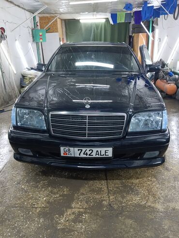 Mercedes-Benz: Mercedes-Benz CE-Class: 1993 г., 3.2 л, Механика, Бензин, Седан