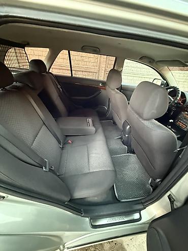 сиденья нексия 1: Toyota Avensis: 2004 г., 1.8 л, Механика, Бензин, Универсал — 9