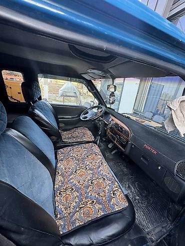 тротуарный каток: Hyundai Porter — компактный грузовой бортовой автомобиль. Основные — 5