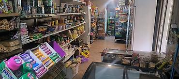 Торговля: Карпинка Токтогуладан иштеп турган магазин продуктовый 45кв, соодасы — 1