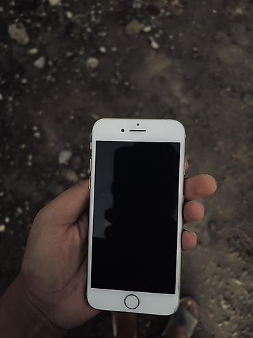 холодильник серый: IPhone 8, Б/у, 64 ГБ, Золотой, Чехол, 100 % — 1