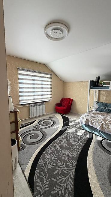 Продажа коттеджей и домов: Срочно продаётся дом 3-х комнатный Район ак ордо 3 📐Площадь дома — 2