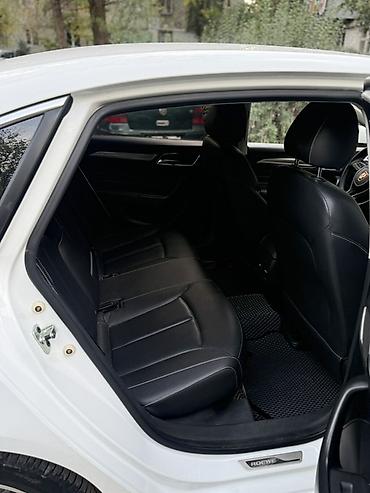 Roewe: Roewe i6: 2022 г., 1.6 л, Вариатор, Бензин, Седан lalafo.kg да — 9 Roewe: Roewe i6: 2022 г., 1.6 л, Вариатор, Бензин, Седан — 9