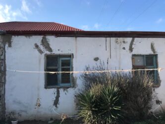 снять дом с бассейном: Бузовна 2 комнаты, 200 м², Нет кредита, Средний ремонт