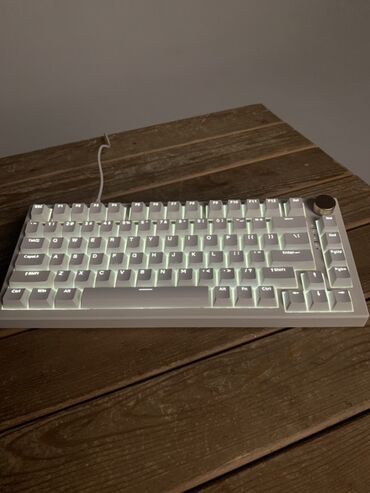 Клавиатуры: Клавиатура, VGN, Механическая, Проводное подключение, Размер: 75% — 10