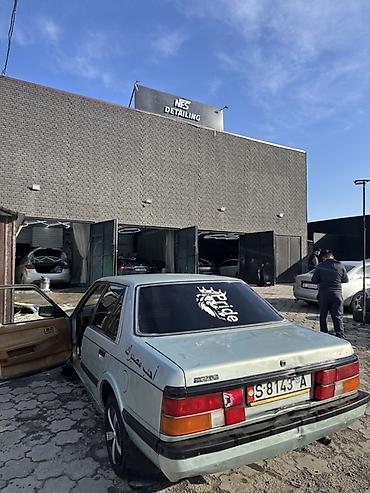 Mazda: Mazda 626: 1985 г., 2 л, Механика, Бензин, Седан — 2