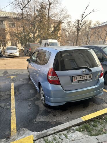 авто кыргыстан: Ижарага берем: Жеңил унаа | Honda