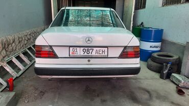 продаю мерседес: Mercedes-Benz 250: 1987 г., 2.5 л, Механика, Дизель, Седан