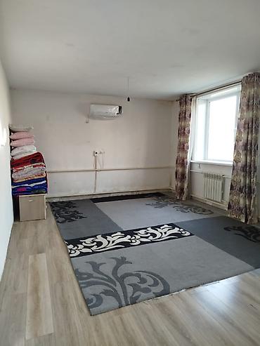 Продажа коттеджей и домов: 🏡✨ ПРОДАЁТСЯ УЮТНЫЙ ДОМ ✨🏡 📍 Район: Биримдик Кут 🏡 Параметры: 📐 — 5