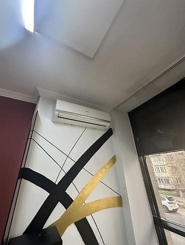 Аренда офисов: Аренда офисов, 30 м², В жилом комплексе, С оборудованием, С отдельным входом, С системой безопасности — 5