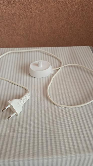 irşad iphone 13: Qiyməti - 0.30 ₼ Braun şarj bazası (induktiv) - Model: Type 3757 - — 1