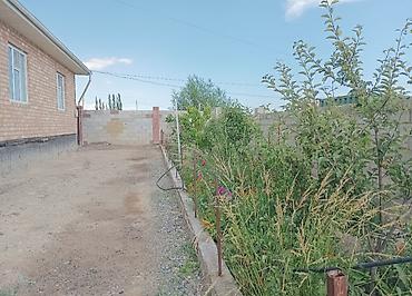 Sale of cottages and houses: Уй.2022 ж салынган. Кирпичтен .ремонт керек эмес,озунорго тиешелуу — 8