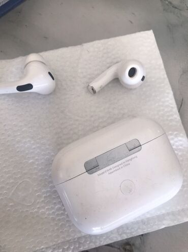 Qulaqcıqlar: İşlənmiş Simsiz (Bluetooth) Qulaqcıqlar, rəng - Ağ