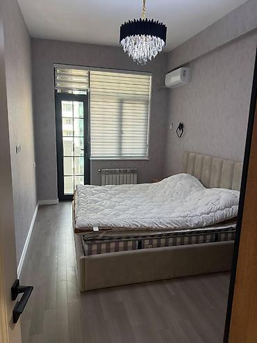 Kirayə mənzillər: İcarəyə verilir 2 otaqlı yeni tikili 68 m², Elmlər Akademiyası m — 3