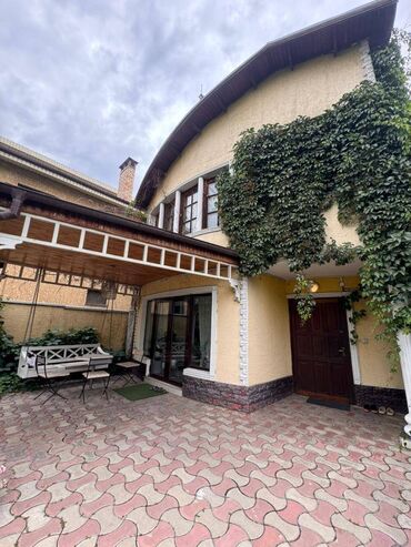 бишкек дом продажа: Дом, 235 м², 7 комнат, Агентство недвижимости, Дизайнерский ремонт