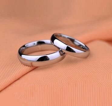 Свадебные платья и аксессуары: Обручальные кольца из титановой стали