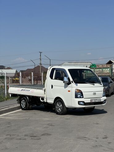 крюк от фаркопа: Жеңил жүк ташуучу унаа, Hyundai, Стандарт, 2 т, Колдонулган