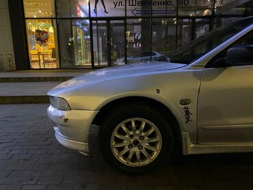 Mitsubishi: Mitsubishi Galant: 1999 г., 2.4 л, Механика, Бензин, Седан — 6