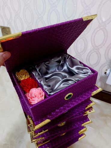 Ətriyyat: Avropanın ən gözəl delüks yağ ətirləri. Hədiyyəlik qutular — 7