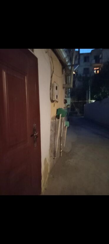 Həyət evləri və villaların satışı: 2 otaqlı, 30 kv. m, Kredit yoxdur, Orta təmir — 10
