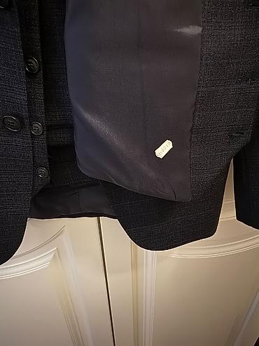 kətan kostyum: Kişi üçün üçlü kostyum dəsti: - Rəng: tünd boz, xırda xətlərli — 2