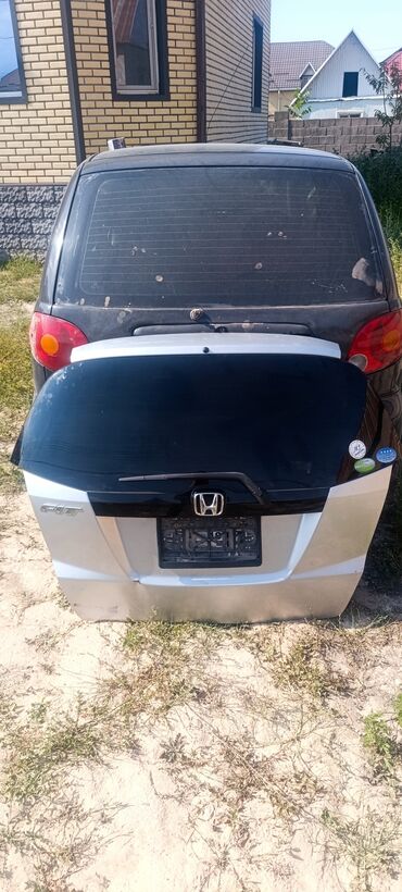 бу запчасти на японские авто в бишкеке: Крышка багажника Honda, 2010 г., Б/у, Оригинал
