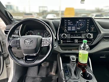 Toyota: Toyota Highlander: 2021 г., 3.5 л, Автомат, Гибрид, Кроссовер — 15
