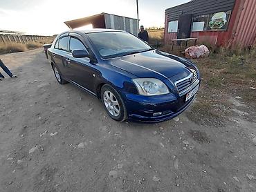 Toyota Avensis: 2004 г., 1.8 л, Автомат, Бензин, Седан