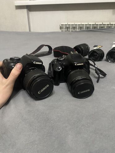 фотоаппарат canon powershot sx220 hs: Комплект оборудования для фотографа, включающий две зеркальные камеры