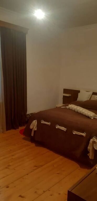 Uzunmüddətli kirayə evlər: 100 kv. m, 3 otaqlı — 6