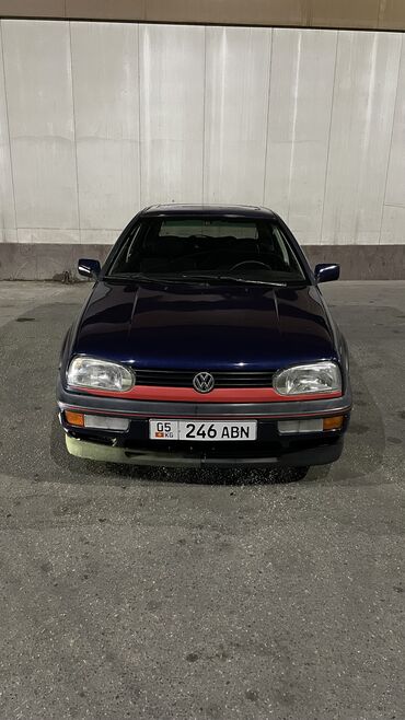 Volkswagen: Volkswagen Golf: 1993 г., 1.6 л, Механика, Бензин, Хэтчбэк