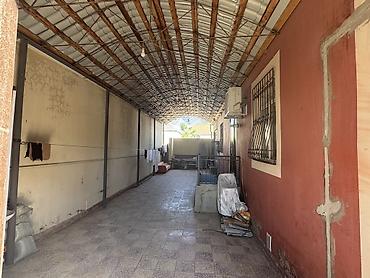 pirallahida ev satilir: 4 otaqlı, 140 kv. m, Orta təmir — 2
