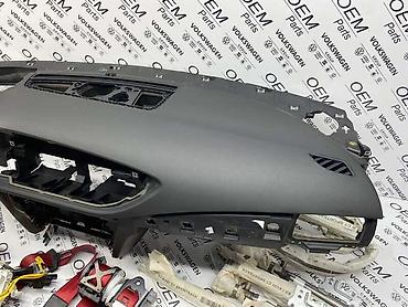spaneri za vezivanje auta: KOMPLET TABLA SA AIRBAG-OVIMA ZA AUDI A7, S7 | Komplet Instrument — 4