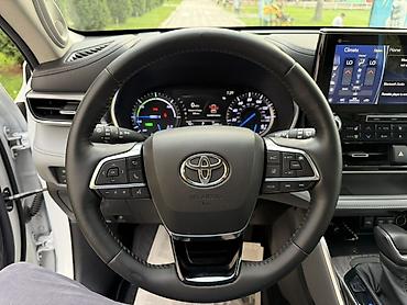 Toyota: Toyota Highlander: 2020 г., Гибрид, Кроссовер — 20