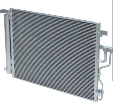 Радиаторы охлаждения двигателя: Hyundai IX35, Аналог, Новый