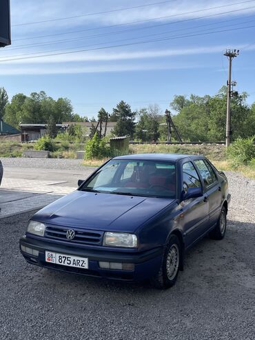 volkswagen vento бишкек: Volkswagen Vento: 1994 г., 1.8 л, Механика, Газ, Седан