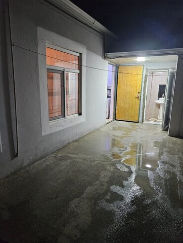 Uzunmüddətli kirayə evlər: 40 kv. m, 2 otaqlı -da lalafo.az — 11 Uzunmüddətli kirayə evlər: 40 kv. m, 2 otaqlı — 11