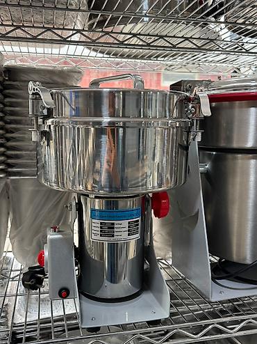Xəmir yoğuran aparatlar: Üyüdücü ✅2kq 250 azn ✅3,5kq Ədviyat üyüdən Ədviyyat üyüden — 10