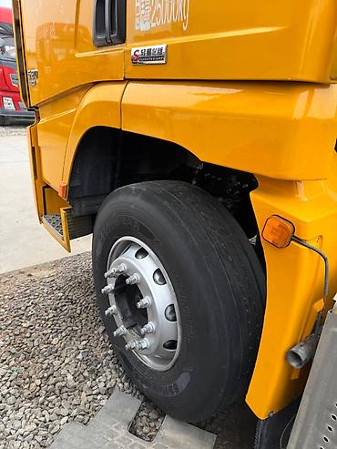 Тягачи: Тягач, Shacman, 2021 г. — 3